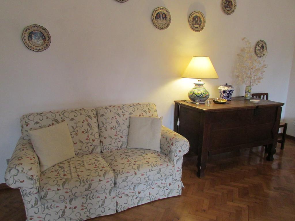 Agriturismo Dea Valfabbrica Bagian luar foto