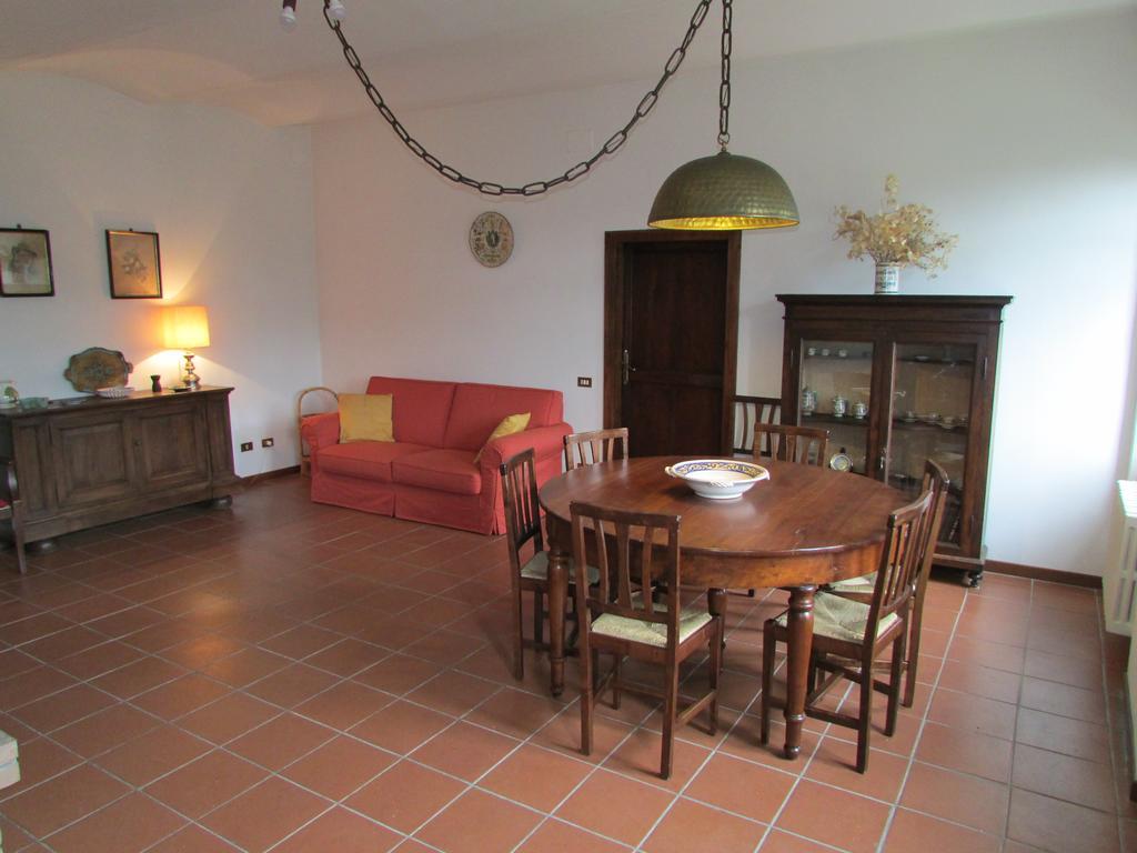 Agriturismo Dea Valfabbrica Bagian luar foto