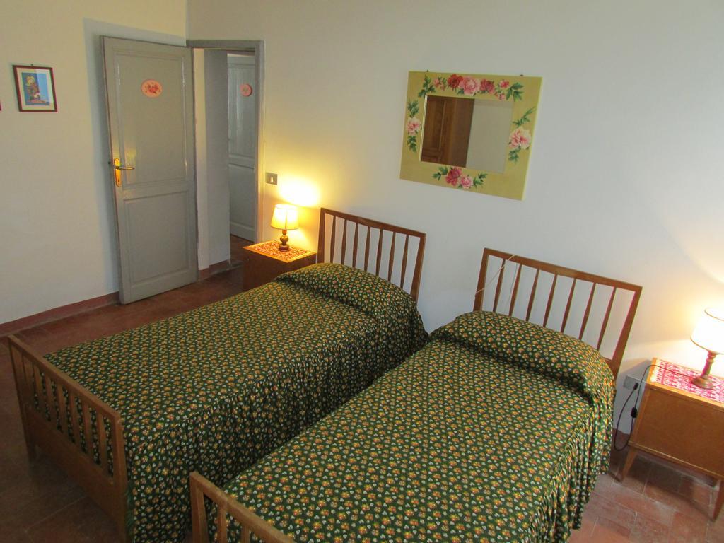 Agriturismo Dea Valfabbrica Bagian luar foto
