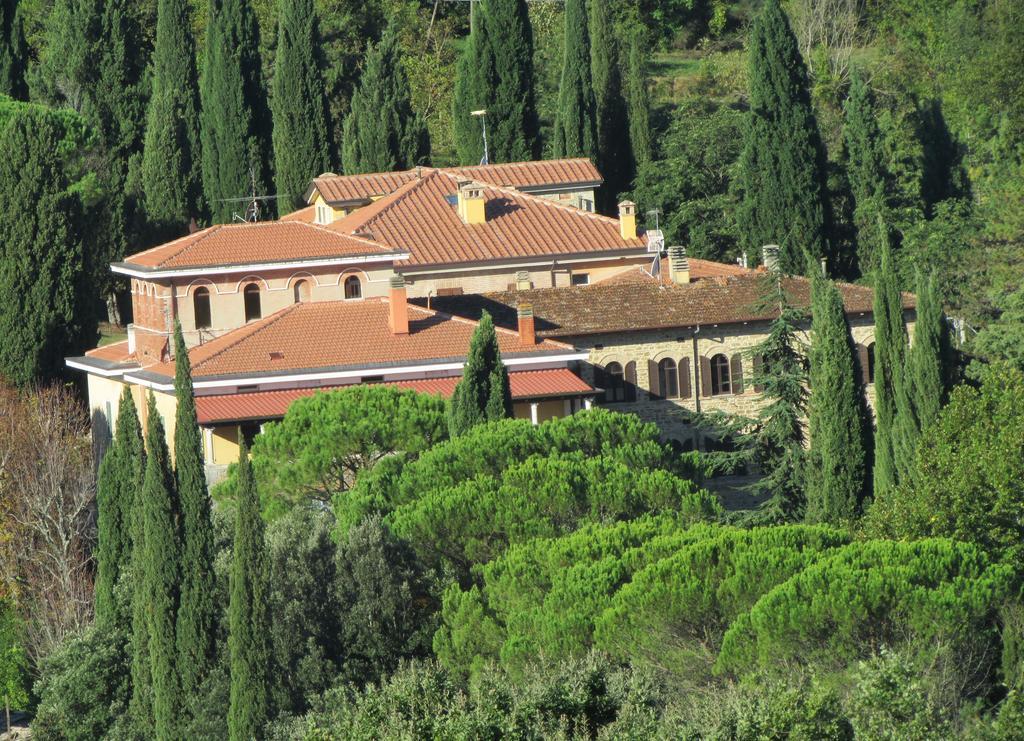 Agriturismo Dea Valfabbrica Bagian luar foto
