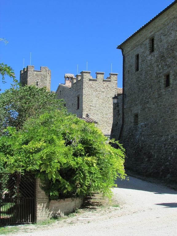 Agriturismo Dea Valfabbrica Bagian luar foto